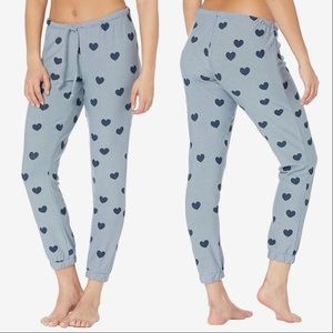 Chaser Cozy Knit Heart Print Lounge Pants in Hazy Blue size XS